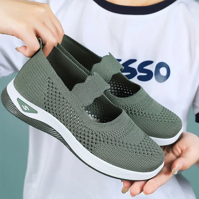 Fashionable Minimalist Women's Sneakers with Solid Circular Pattern Outsole