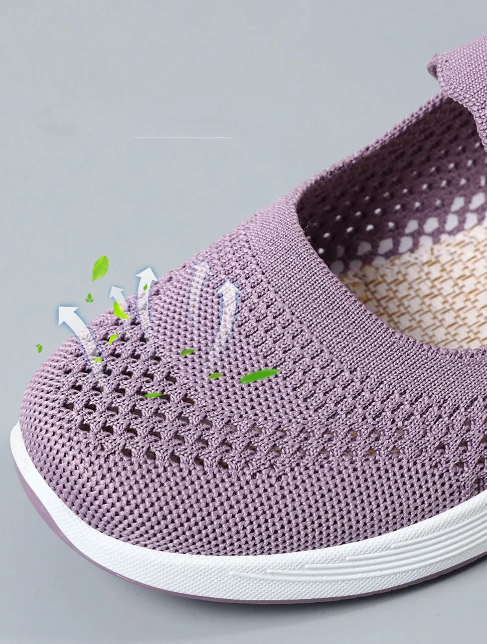 Fashionable Minimalist Women's Sneakers with Solid Circular Pattern Outsole