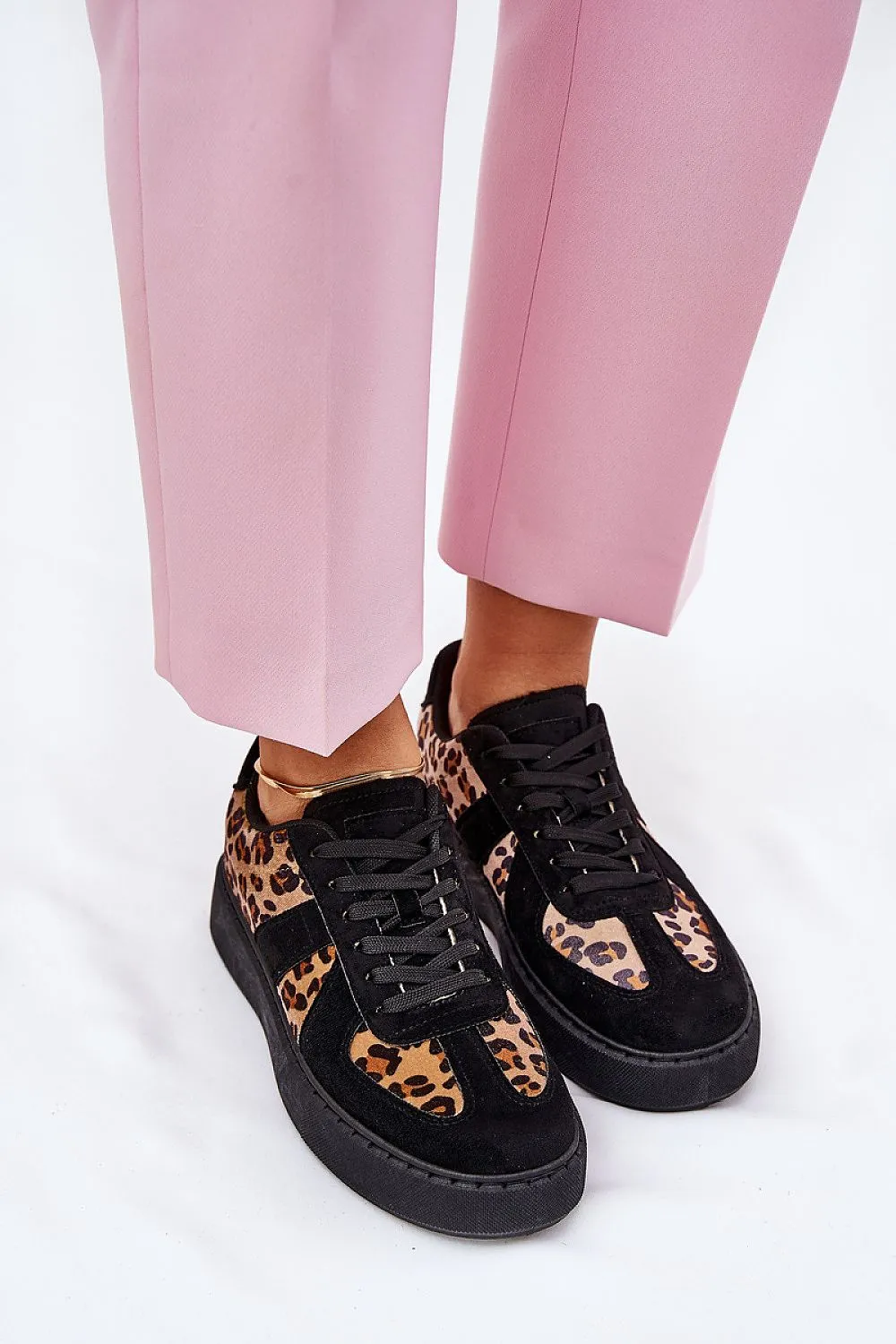 Sport Shoes Step in style