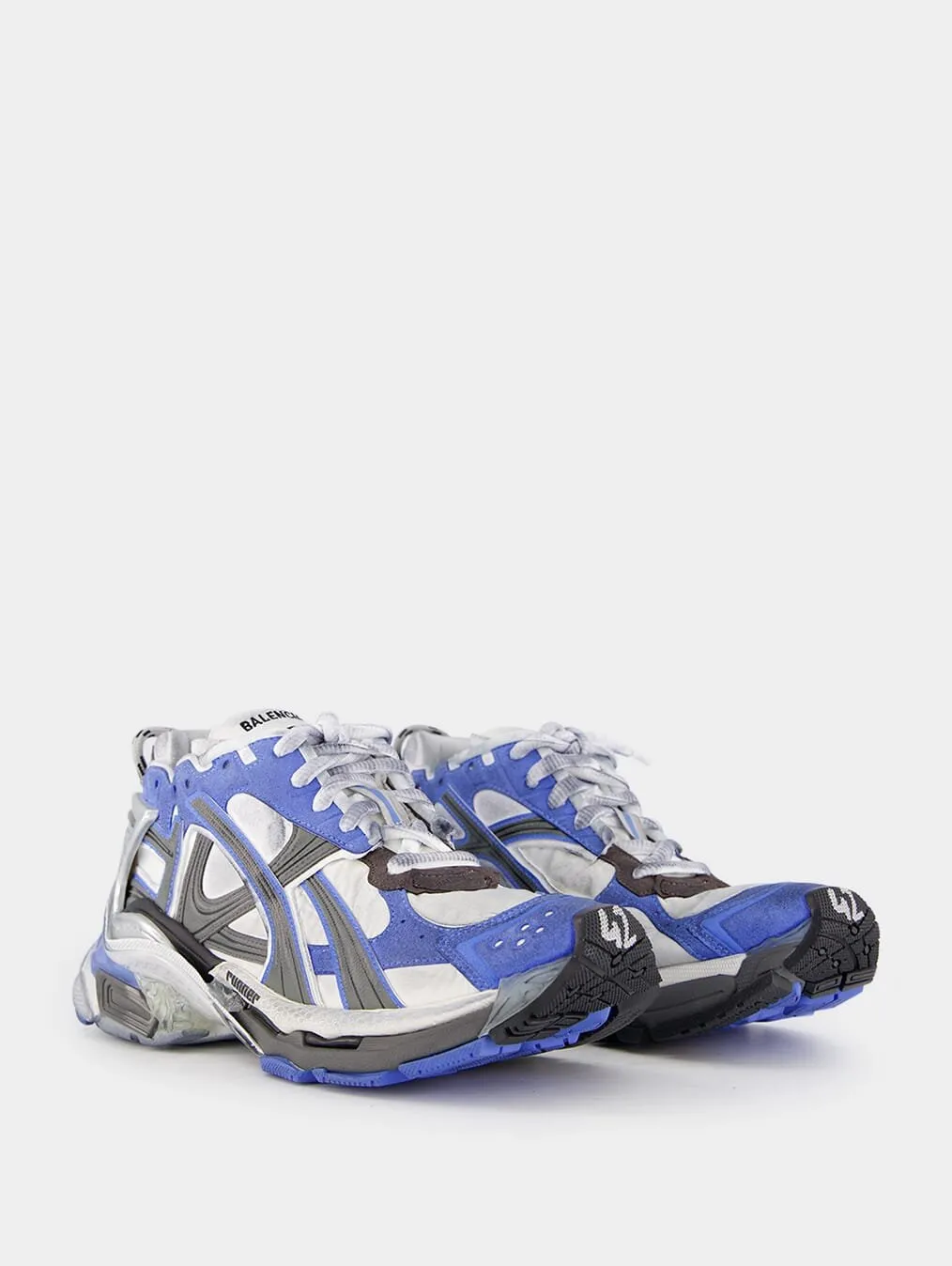Worn-Out Effect Runner Sneaker