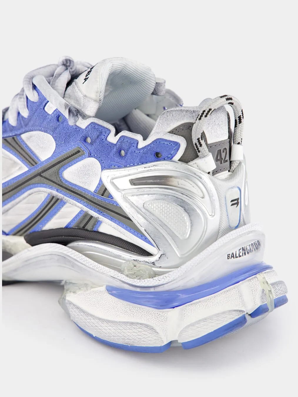 Worn-Out Effect Runner Sneaker